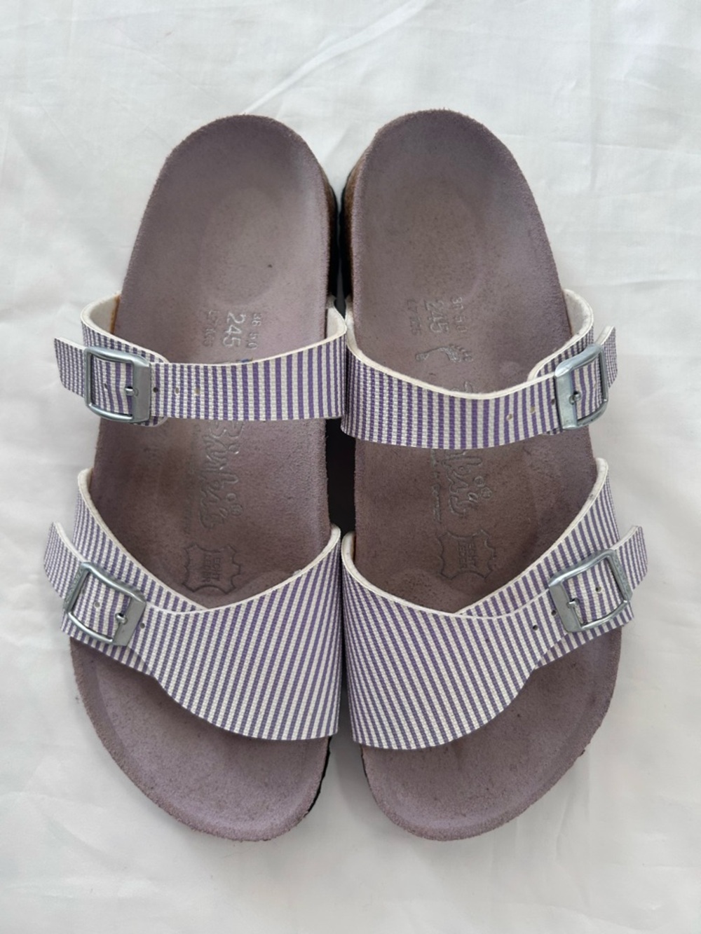Birki's Lavender Aziza sandals by Birkenstock. 38 - Picture 2 of 16